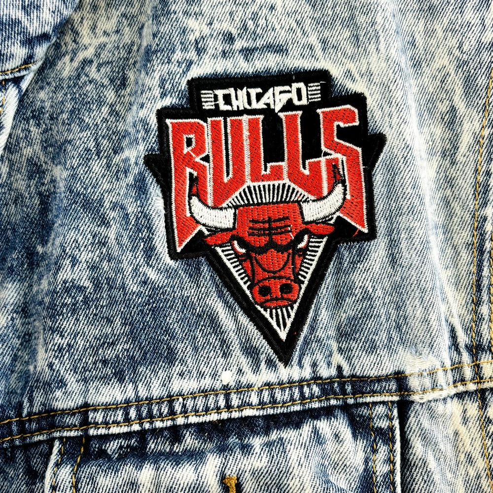 Mens XL Chicago Bulls World Tour Distressed Denim Vest NBA Button Pockets‎ Flaws - Picture 5 of 10